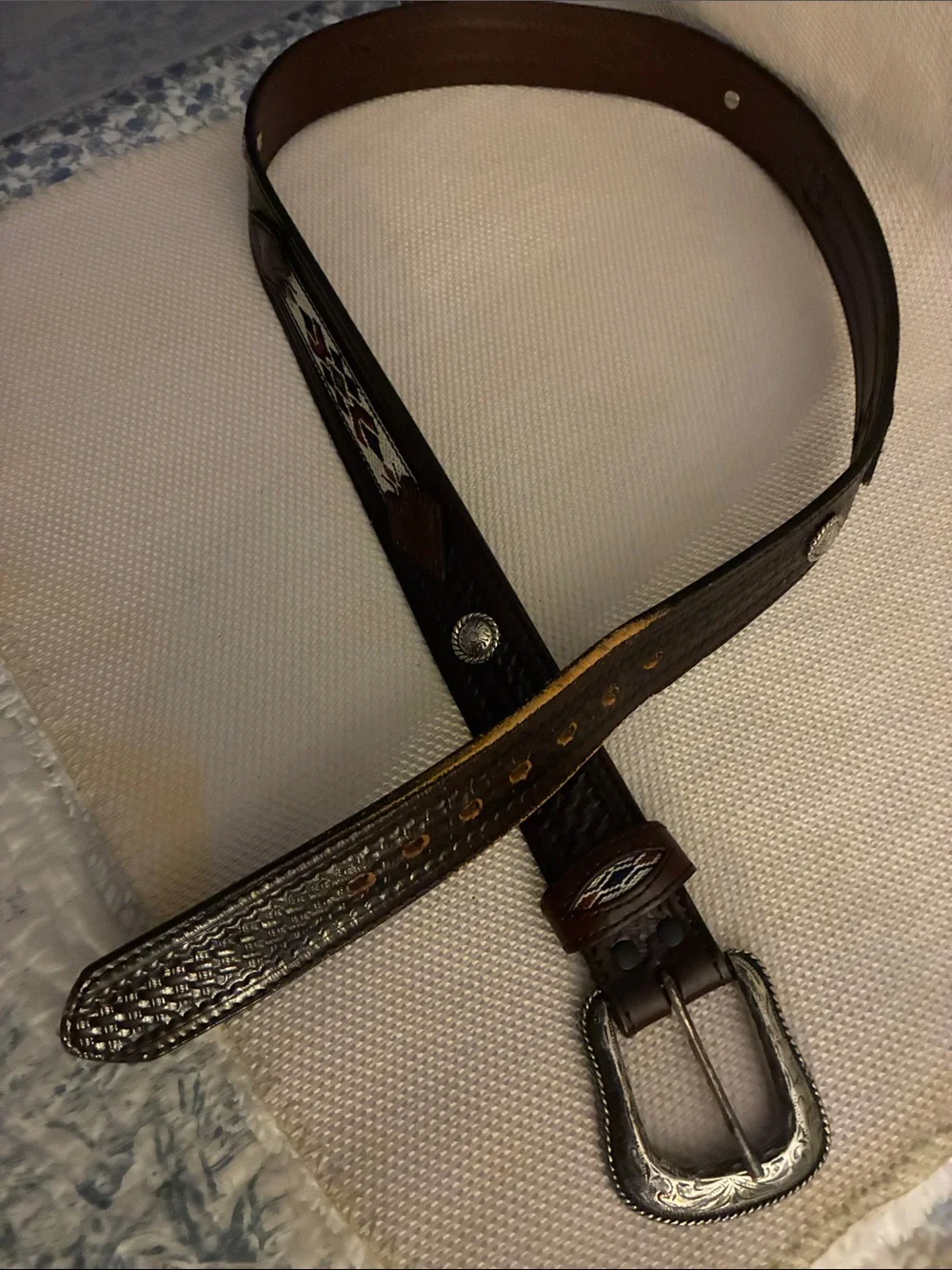 Wrangler True Vintage Western Dark Brown Leather Belt w/Engraved Silver Buckle
